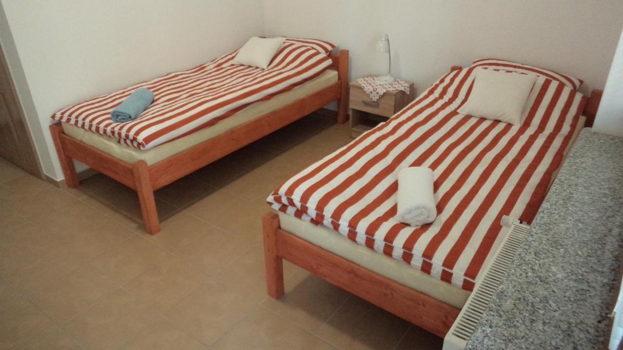Bacowka Noclegi Sierpnica Экстерьер фото